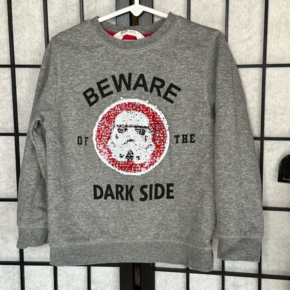 Star Wars Sequin Flip Graphic Sweatshirt with Bootcut Old Navy Jeans size 6 - Picture 2 of 13